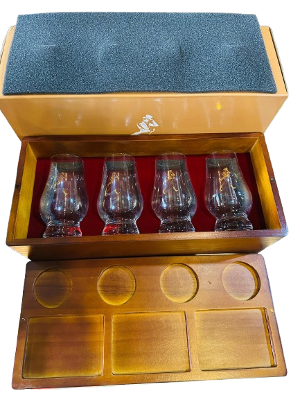 Johnnie Walker Nosing Glass Set
